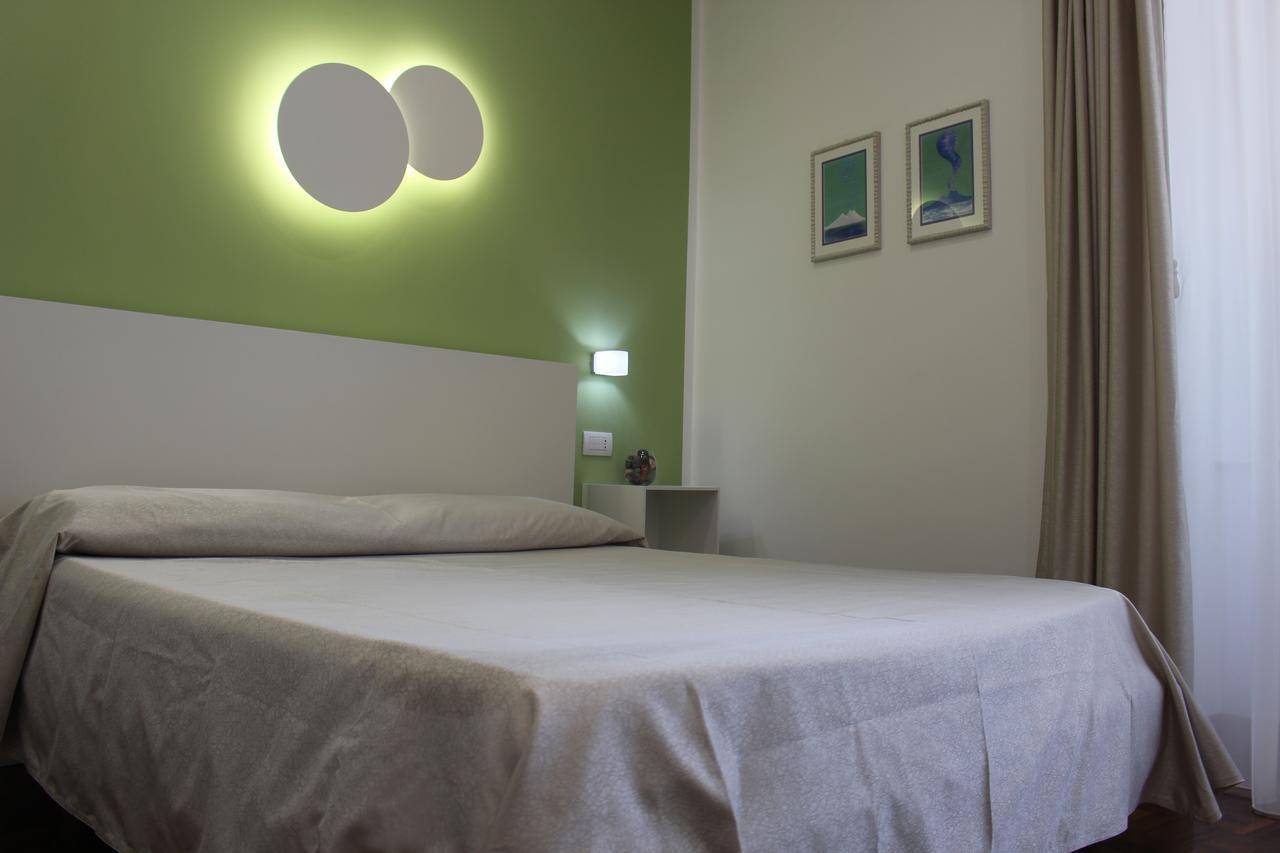 Bed and Breakfast 319 Al Duomo Неаполь Экстерьер фото
